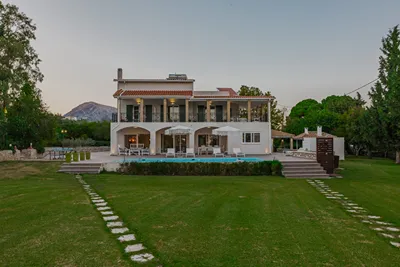 Rivazzurra Luxury Villa