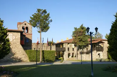 Simantro Resort