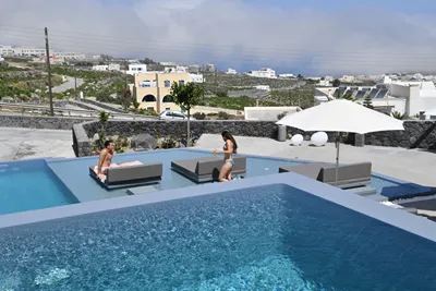 Nova Luxury Suites Santorini