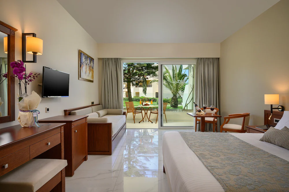Vantaris Palace Hotel