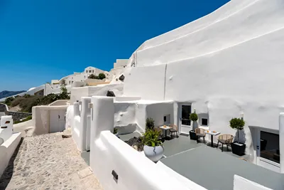 Twenty One Suites