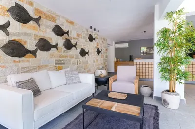 Essentia Luxury