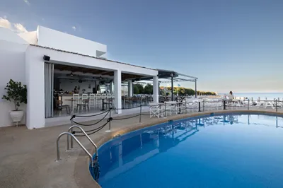Oasis Beach Hotel