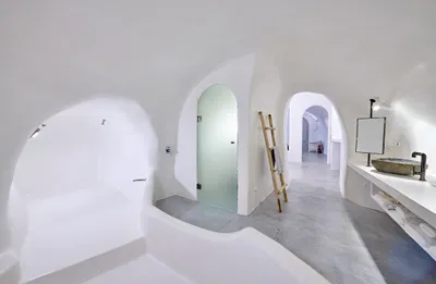 Cave Suite Oia
