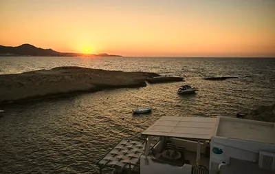 Terra Mare Milos