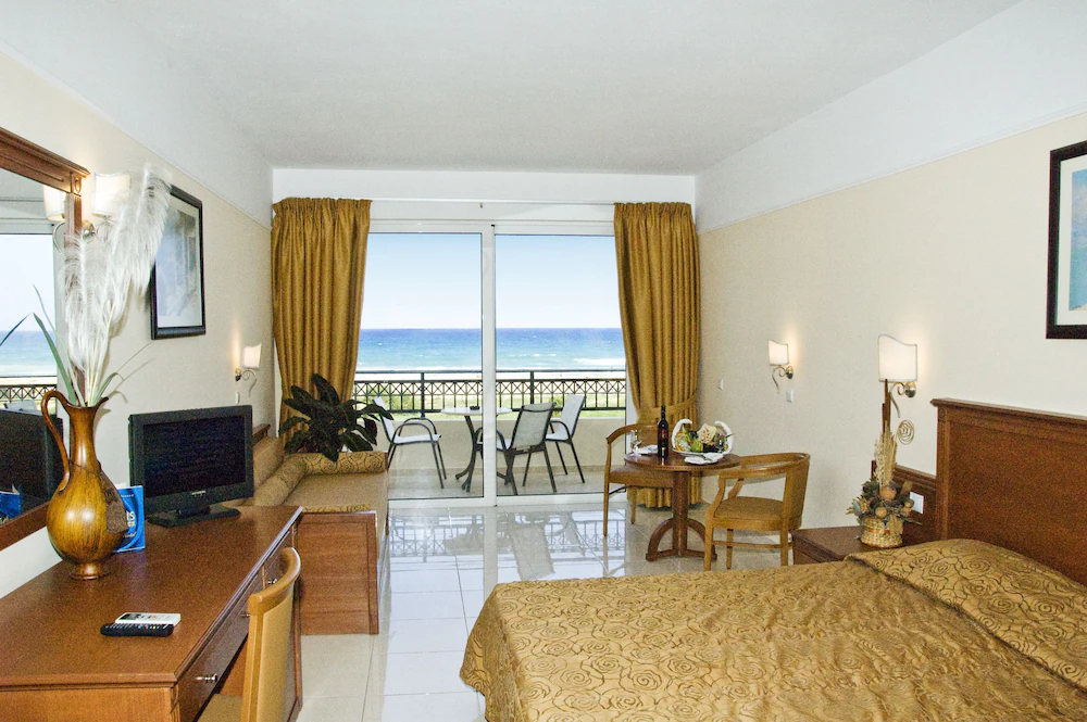 Vantaris Palace Hotel