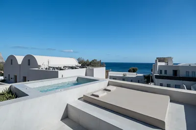 Heyday Luxury Suites