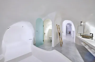 Cave Suite Oia