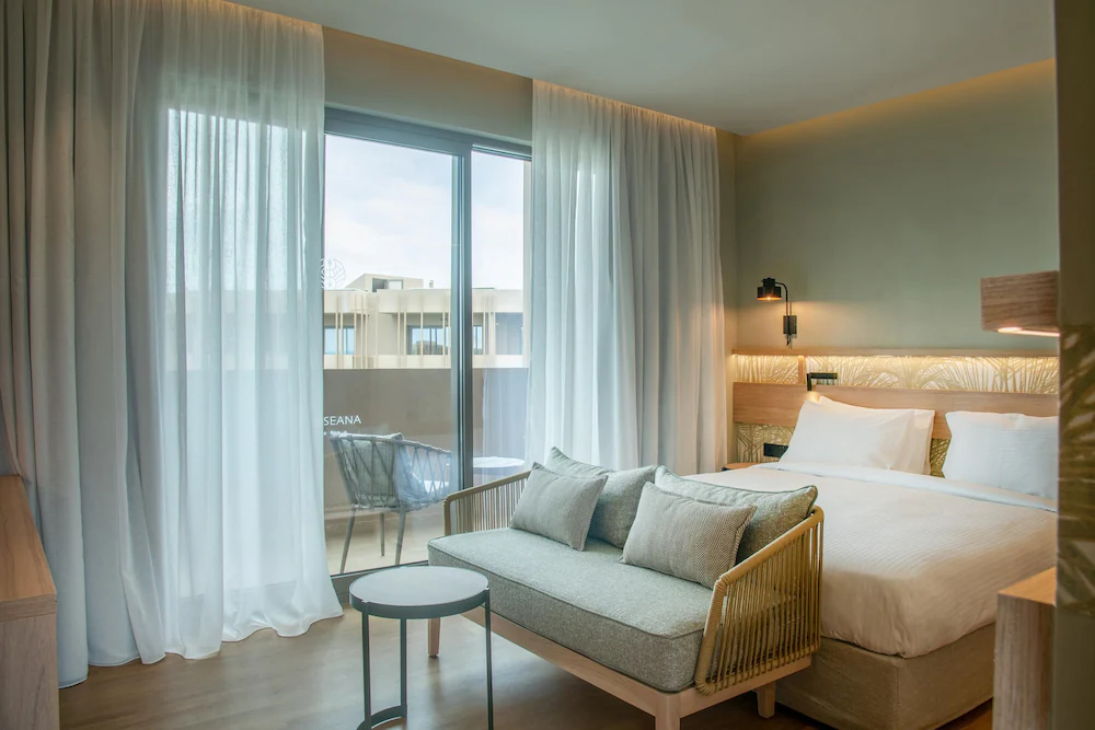 Senseana Sea Side Resort & Spa
