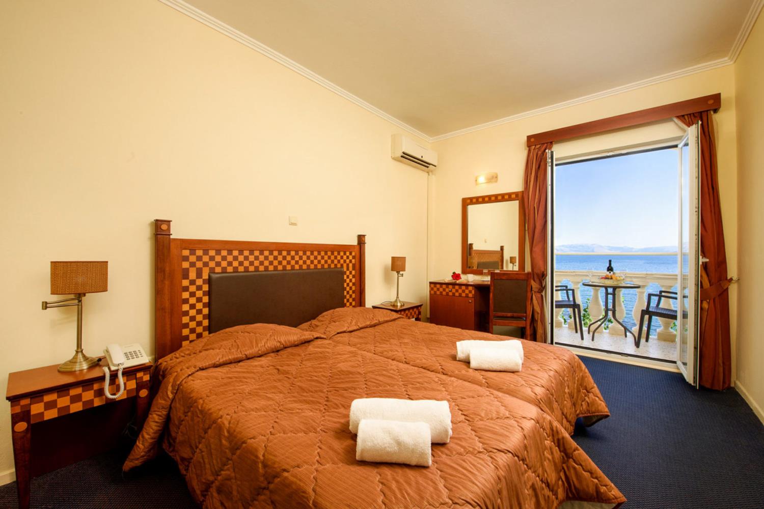 Pontikonissi Hotel