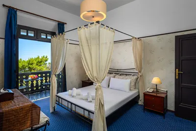 Elafos Hotel