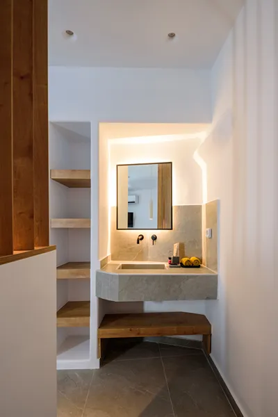 Elia Caldera Suites