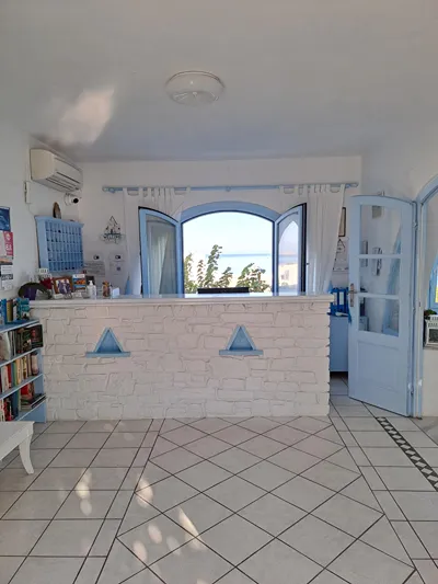 Stratos Apartments & Studios