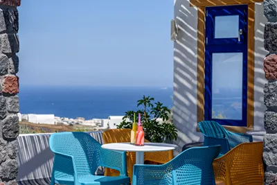Anemomilos Hotel Santorini