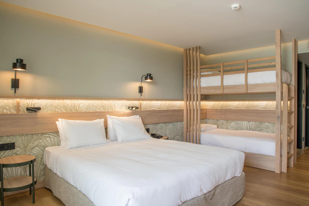 Senseana Sea Side Resort & Spa