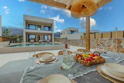 Sokratis LocoLux Villas & Suites