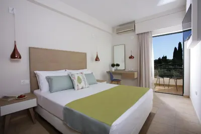 Paradise Hotel