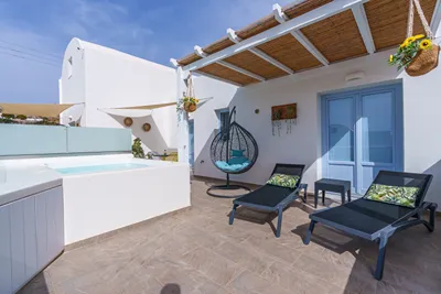 SantoRossa Luxury Villas