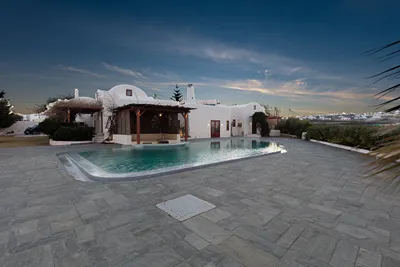 Aquaria Villa Santorini