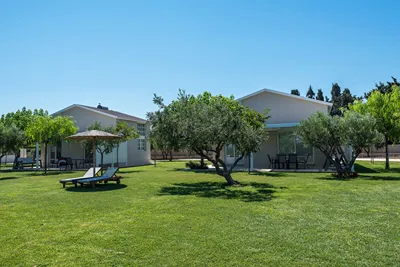 Ta Spitakia Kos