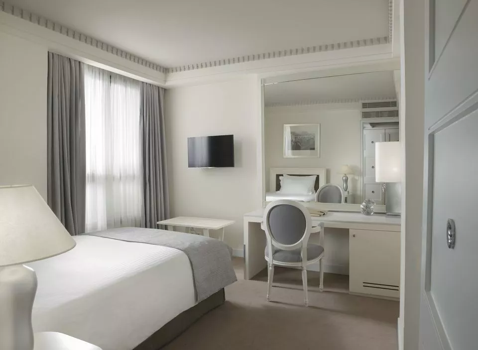 NJV Athens Plaza Hotel