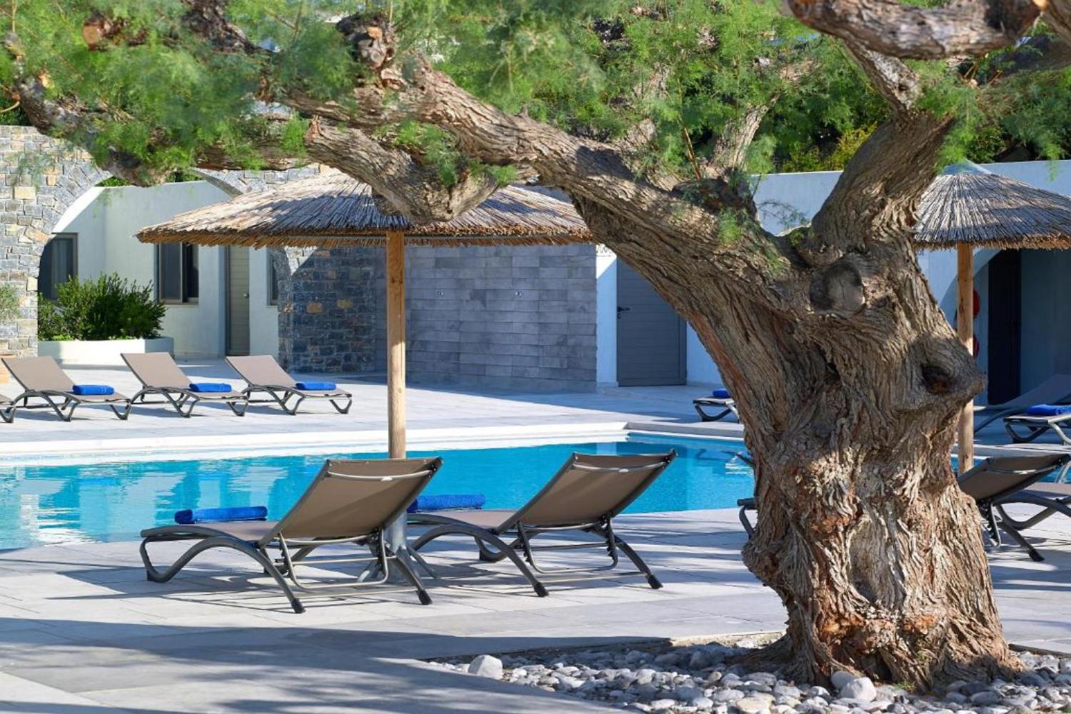 Coriva Beach Hotel