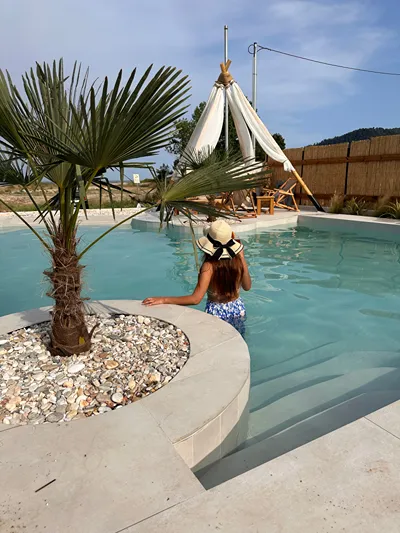 Amo Golden Suites