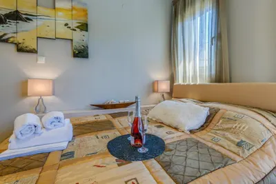 TORONI BLUE SEA HOTEL