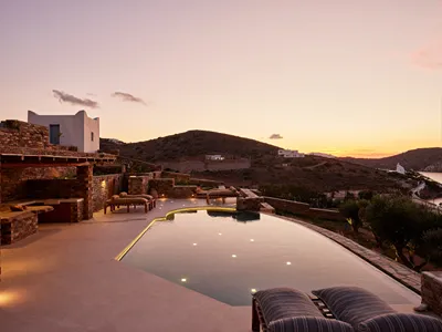 Ona Villa