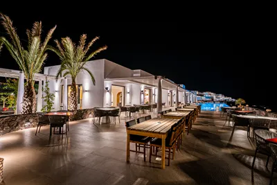 Cresanto Luxury Suites
