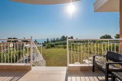 VILLA BORA-BORA