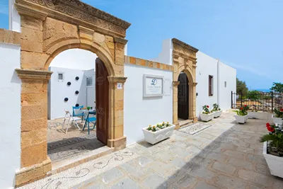Lindos Citrin Suites