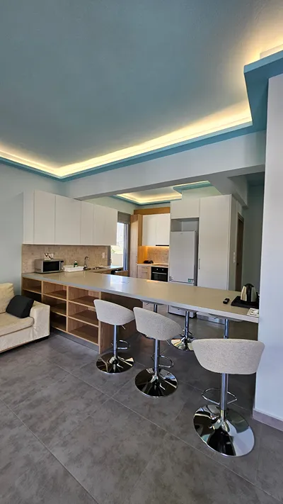Rhodes City University Suite