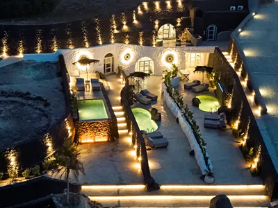 Theano Apartments Santorini