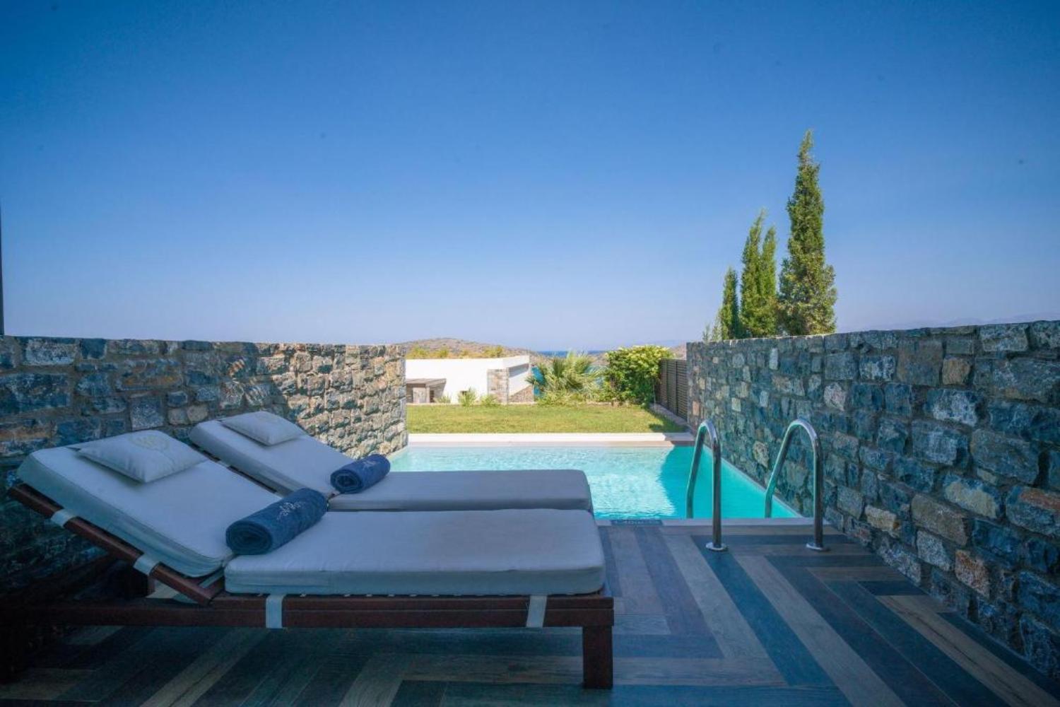 Royal Marmin Bay Boutique & Art Hotel