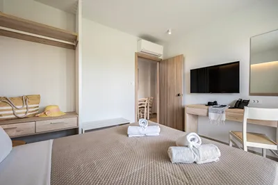 Mythos Suites Hotel