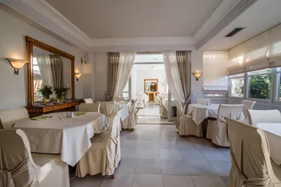 Antinea Suites & Spa Hotel