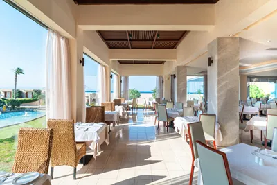 KRESTEN ROYAL EUPHORIA RESORT