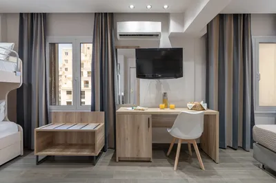 Piraeus City Hotel