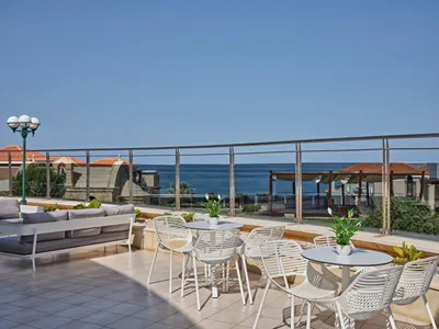 Atlantica Caldera Palace