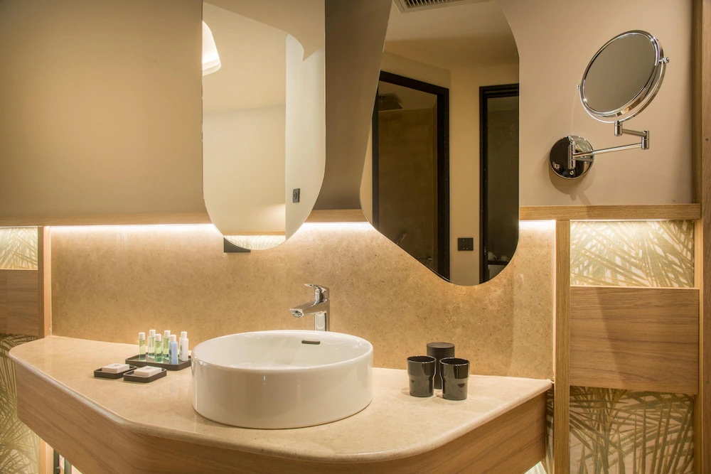 Senseana Sea Side Resort & Spa