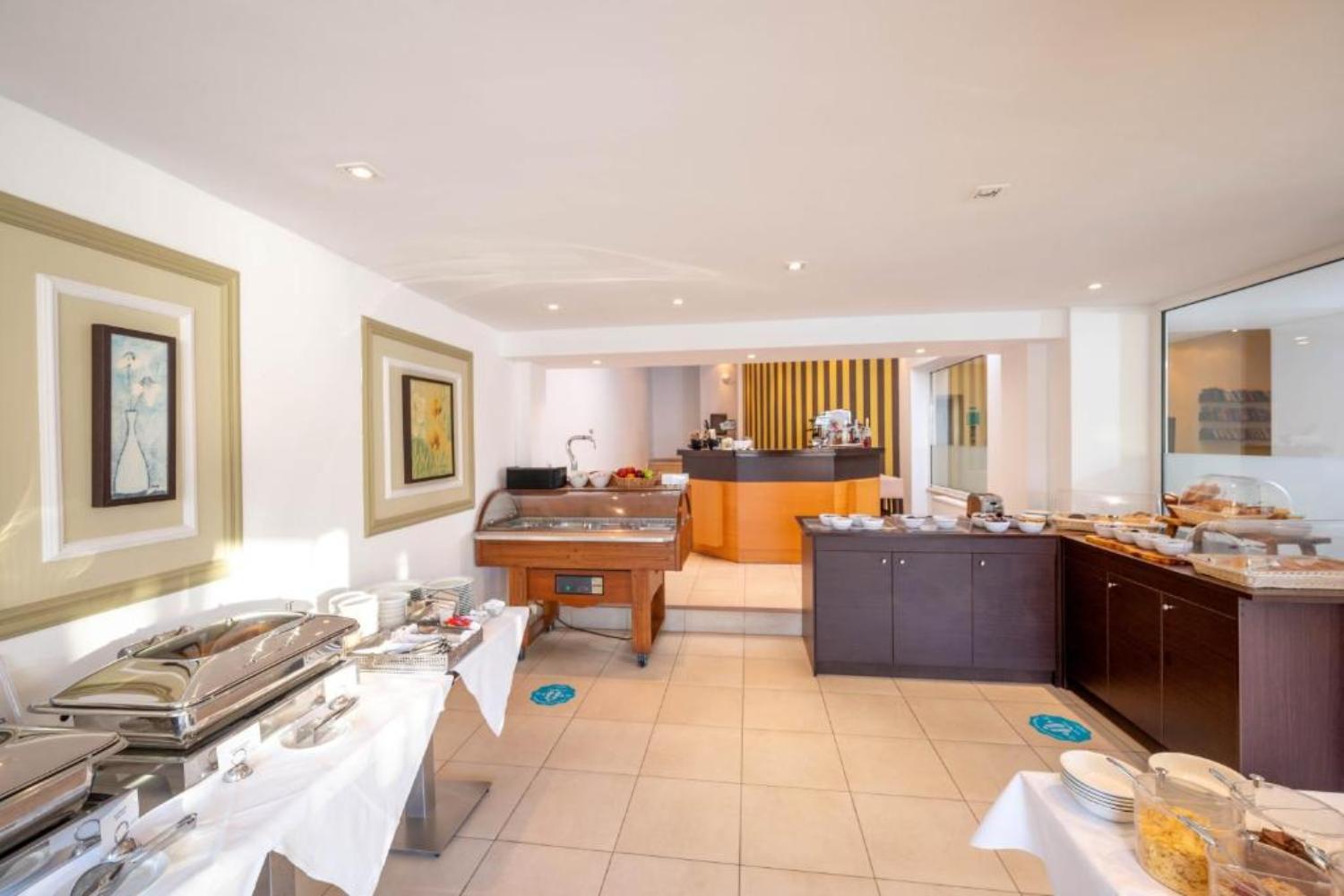 Kitro Hotel
