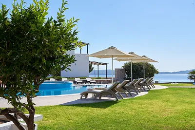 Santa Maria Village Milos