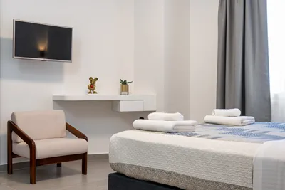 Glyfada Gallery Apartment