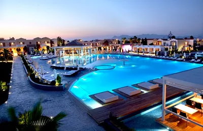 Pelagos Suites Hotel