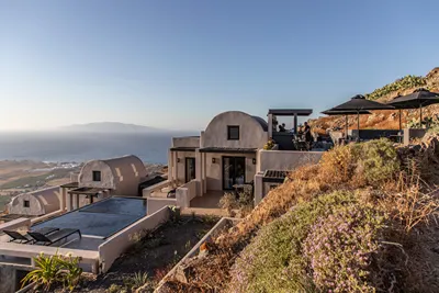 Nimbus Santorini