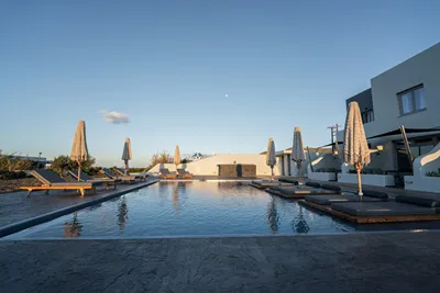Volcanic Arc Santorini Suites