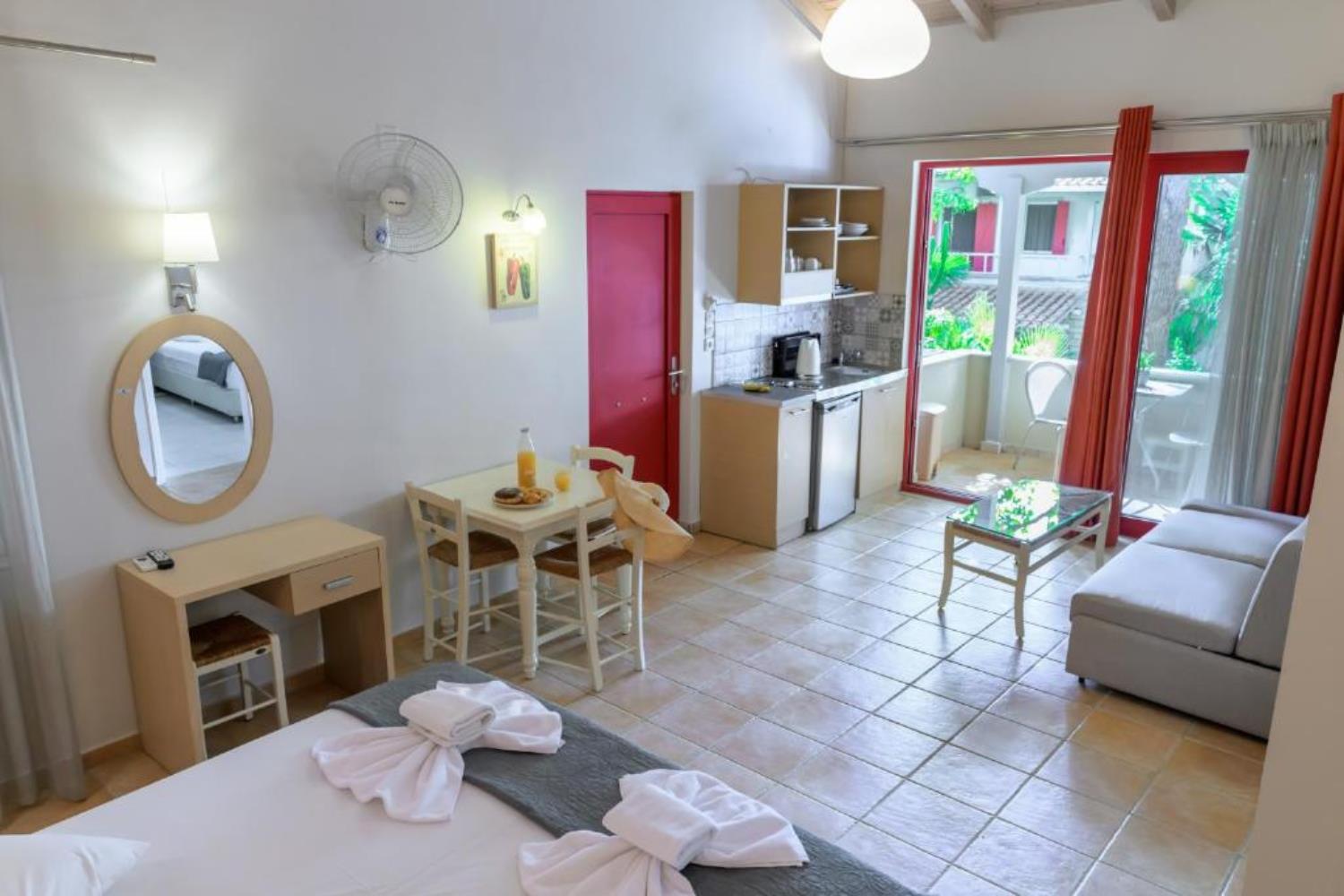 Rouda Bay Beach Hotel