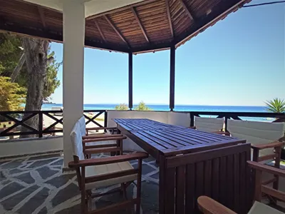 Zennova Sithonia