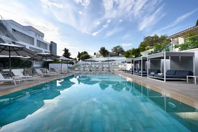 Ray Hotel